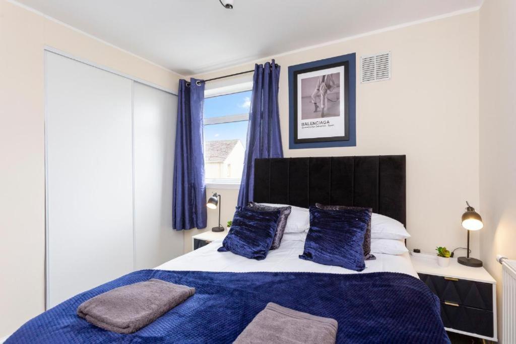 Stylish 3 Bed Edinburgh Abode - Parking And Garden Villa Exterior photo